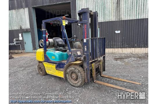 Komatsu FG25TLP-12 Forklift, 4,600 lb Capacity, 2-Stage…