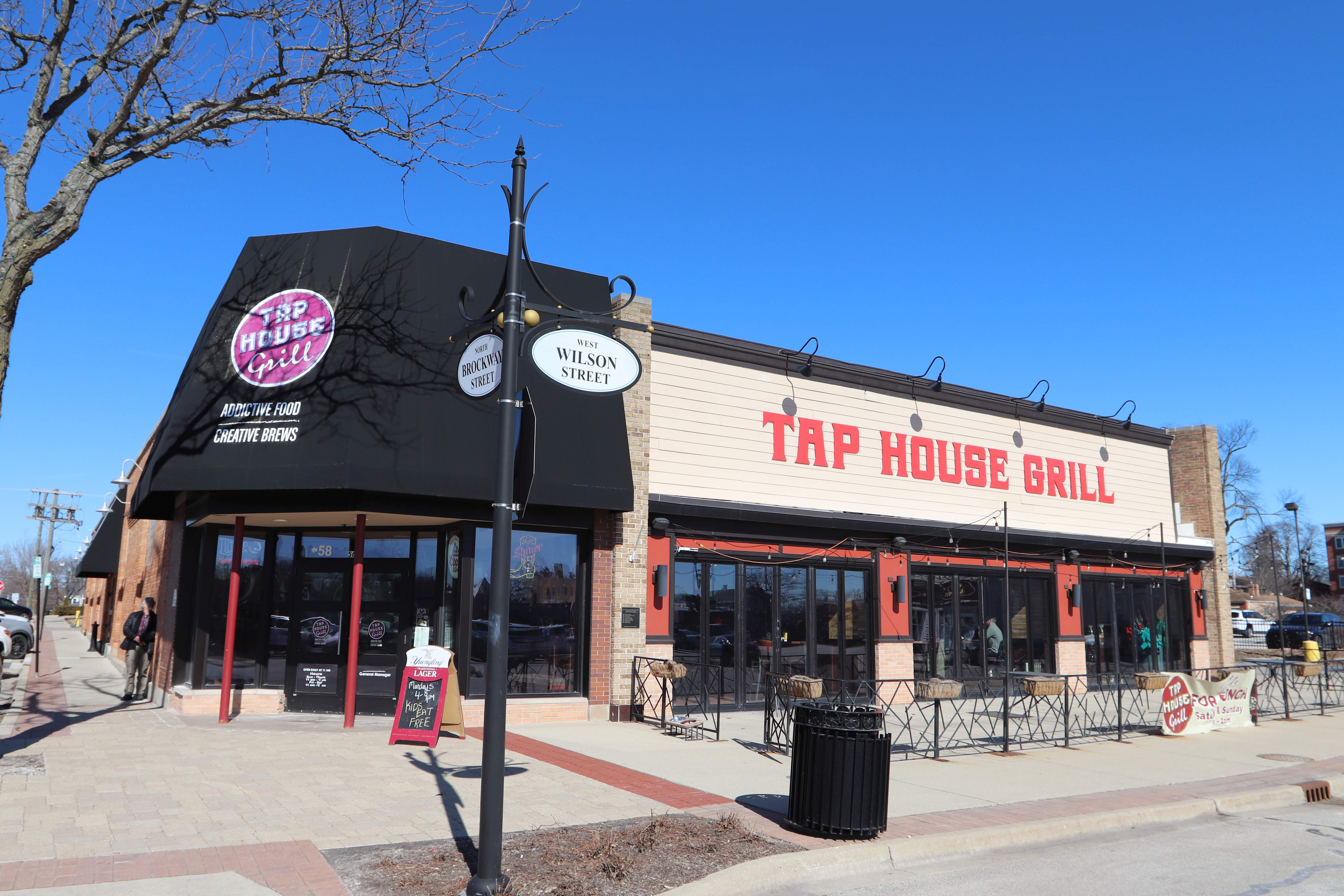 Tap House Grill - Palatine IL, Complete Restaurant/…