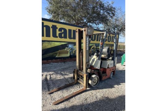 Nissan 15pv Cusion Tire Forklift W/k