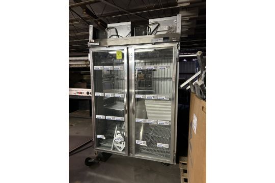 BEVERAGE AIR TWO GLASS DOOR FREEZER