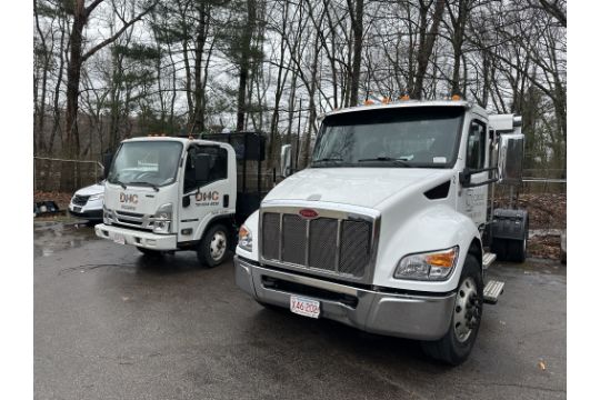 LANDSCAPING & CONSTRUCTION EQUIPMENT - TRUCKS…