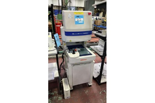 Mitutoyo QV-L202Z1L-D CNC Vision Measuring…