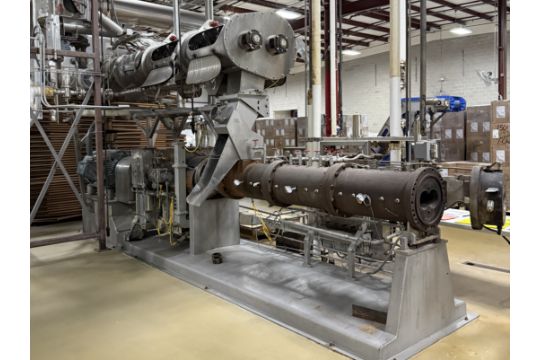 Wenger Model TX-144 Twin Screw Extruder (400…