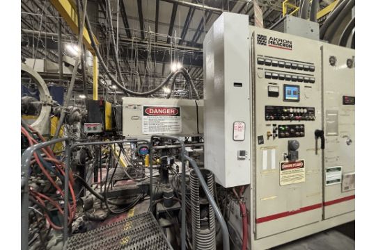 Akron Milacron 6' Extruder, New in 2008