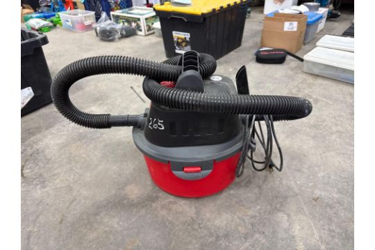 CRSFTSMAN 2.5 HP/2.5 GALLON SHOP VACCUUM…