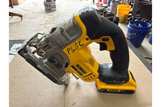 DEWALT DCS 331 CORDLESS VARIABLE JIG SAW…
