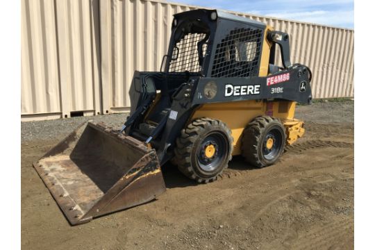 2013 John Deere 318E Skid Steer Loader,