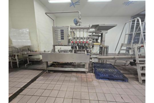 Dupont Liquid Packaging Bottle Machine Model: 550 HANDI-TAP…