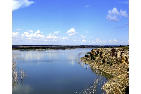 Enjoy Recreation and Camping in Twin Oaks Harbor, Missouri!