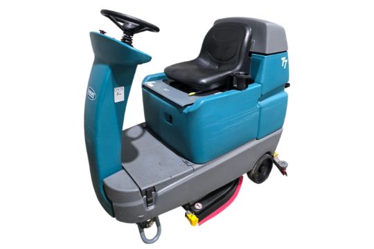 2020 Tennant T7 Scrubber 24V 2018 HOURS