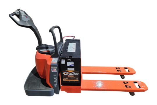 Toyota 6,000lbs Ride-On Walkie 6,000lbs Capacity…