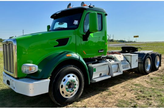 2018 PETERBILT 567
