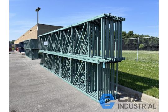 48' X 300' TEAR DROP TYPE UPRIGHTS
