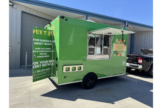 Custom Shaved Ice Food Truck & Ford Expedition