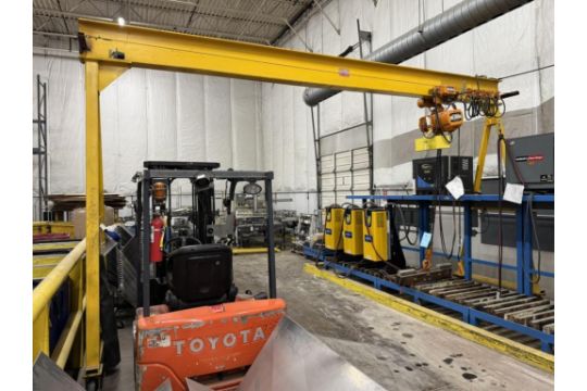 Sackett Systems 6000# Portable Gantry Crane.…