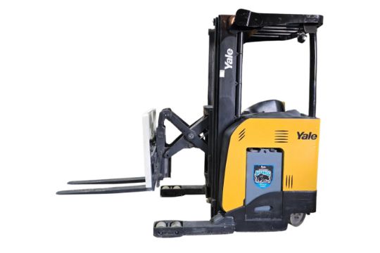 2018 Yale 4,500lbs Capacity Stand-On Electric…