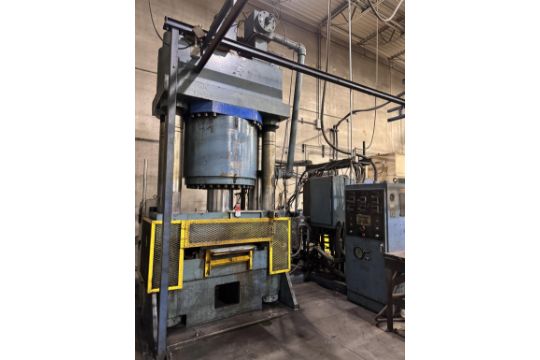 PHI 1,200 Ton Compression Molding Press,…