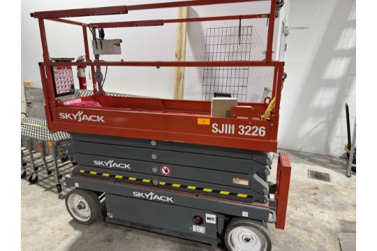 2019 SkyJack Model SJ3226 24 V Electric Scissor Lift,…