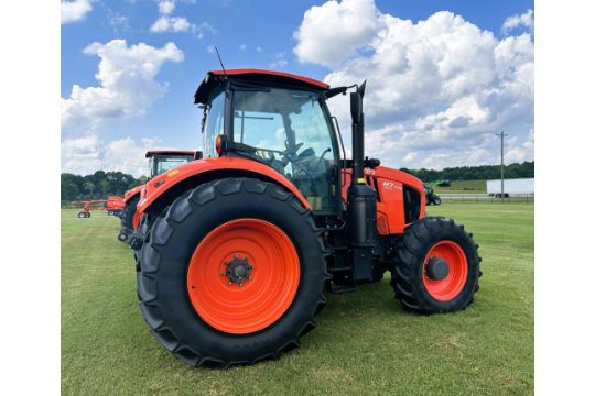 2024 KUBOTA M7-174 DELUXE Powershift Tractor