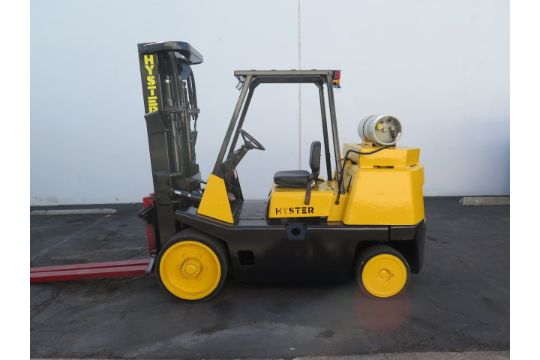 Hyster S135XL 13,500 Lb (With Welded Counterweight)…