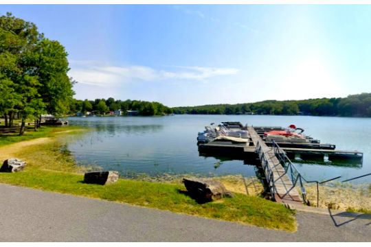 Buildable Lot in the Arkansas Ozarks: Endless Activities…
