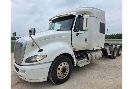 2015 INTERNATIONAL PROSTAR+ MIDROOF SLEEPER…