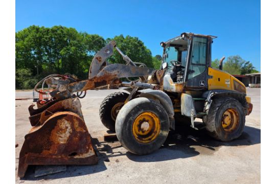 John Deere 344 Loader