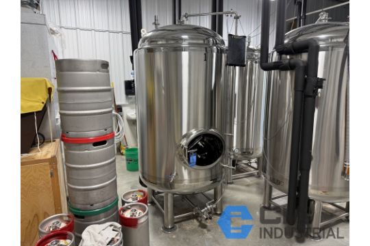 ****10 BBL STAINLESS STEEL JACKETED BRITE…