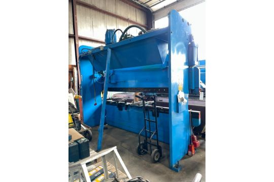 10' Cincinnati 135CB-10 135 Ton Hydraulic Press Brake