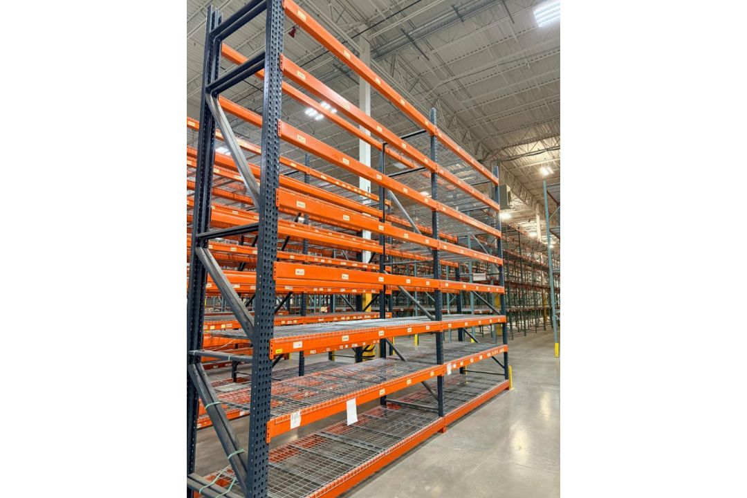 Large Printing and Distribution Center