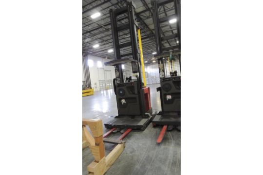 Triple Stage Mast Order Picker