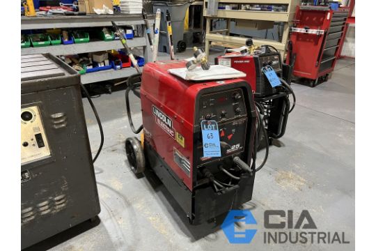 225 AMP LINCOLN 225 PRECISION TIG WELDER;…