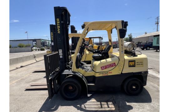 2013 Hyster H90FT 9000lb LPG Forklift, 2…