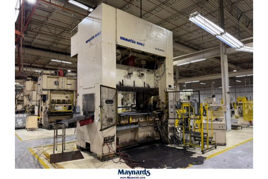330-Ton Komatsu E2G300U Straight Side Press