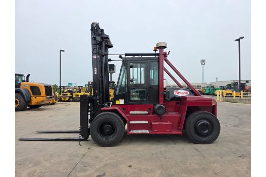 2007 Taylor TX300M 30,000 lb Diesel Pneumatic…