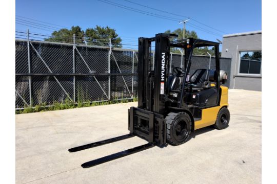 Hyundai Model: 30L-7M 6,000LB LP Powered…
