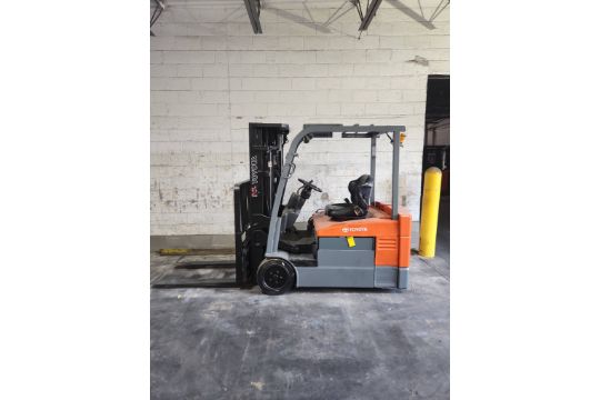 Toyota Model: 7FBEU20 4,000lb Capacity Electric…