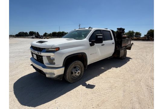 2022 CHEVY 3500HD FLATBED TRUCK