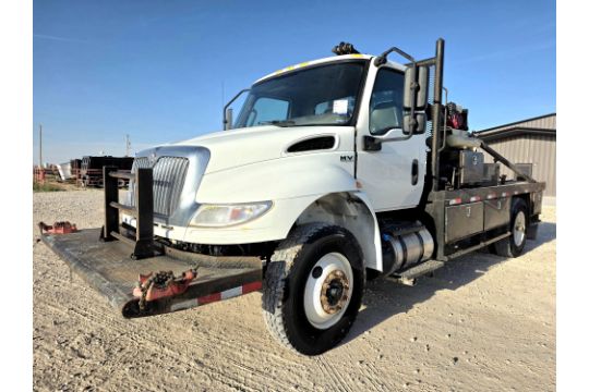 2022 INTERNATIONAL MV607 ROUSTABOUT TRUCK