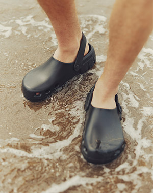 Mens Clogs