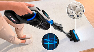 Aspirador sem fio mostrando suc&ccedil;&atilde;o e filtros em detalhe
