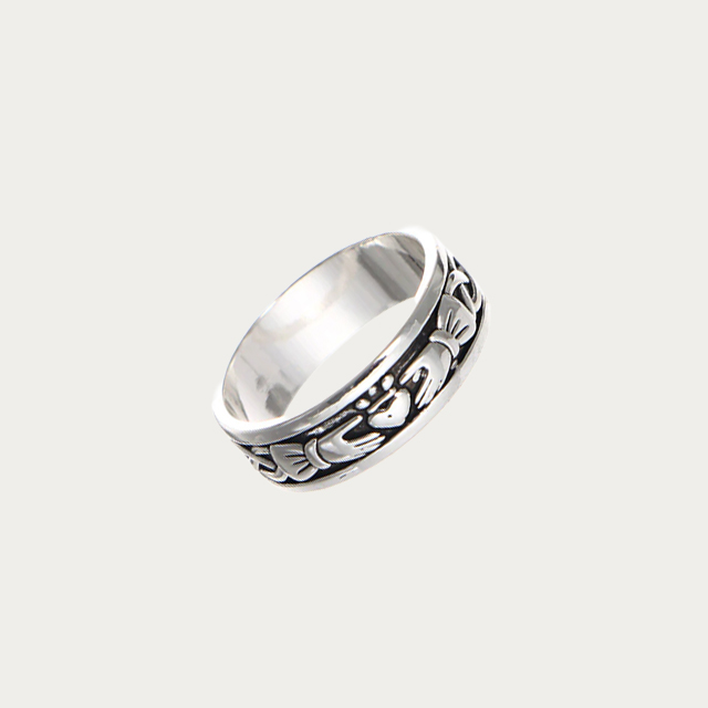 Men's Claddagh Ring