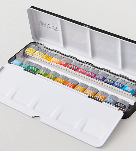 Winsor & Newton Professional Watercolour Lightweight Metal Box Assorted Colours Half Pan Set of 24