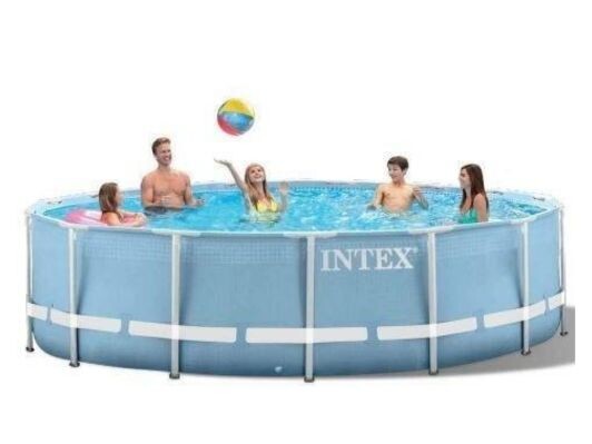 Piscină