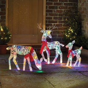 3-Piece Light-Up Reindeer Family with Multi-Coloured Lights