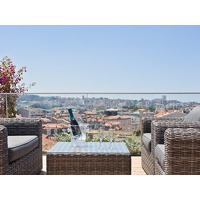 Verblijf in 4*-hotel met dakterras in Po..