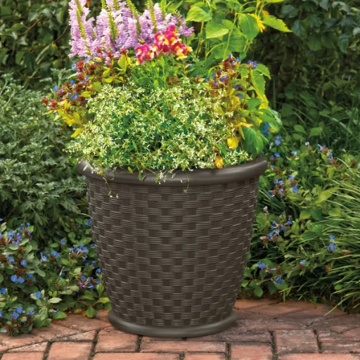 Indoor/Outdoor Lightweight Resin Wicker Design Flower Planters 2-Pack