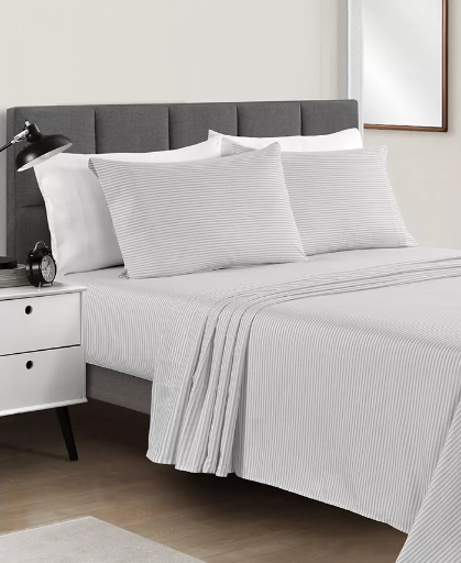 Fairfield Square Collection Microfiber 4-Piece Sheet Set (Queen / King)