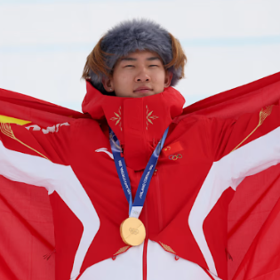 中国首金！苏翊鸣22岁生日夺金！徐梦桃卫冕冠军拿下第2金