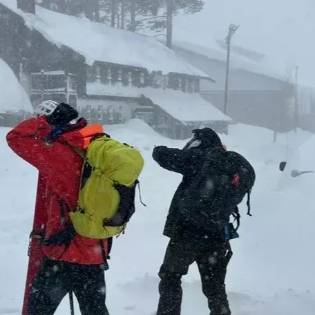 8人遇难1人失联6人获救！加州太浩湖致命惨烈雪崩
